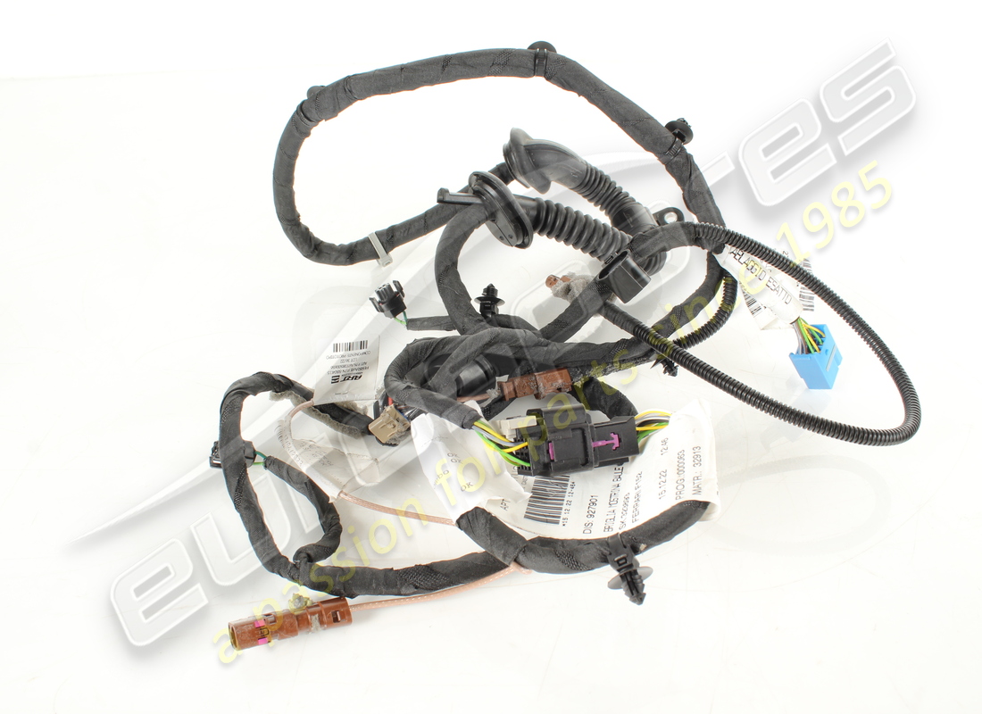 used ferrari tailgate cable. part number 927897 (1)