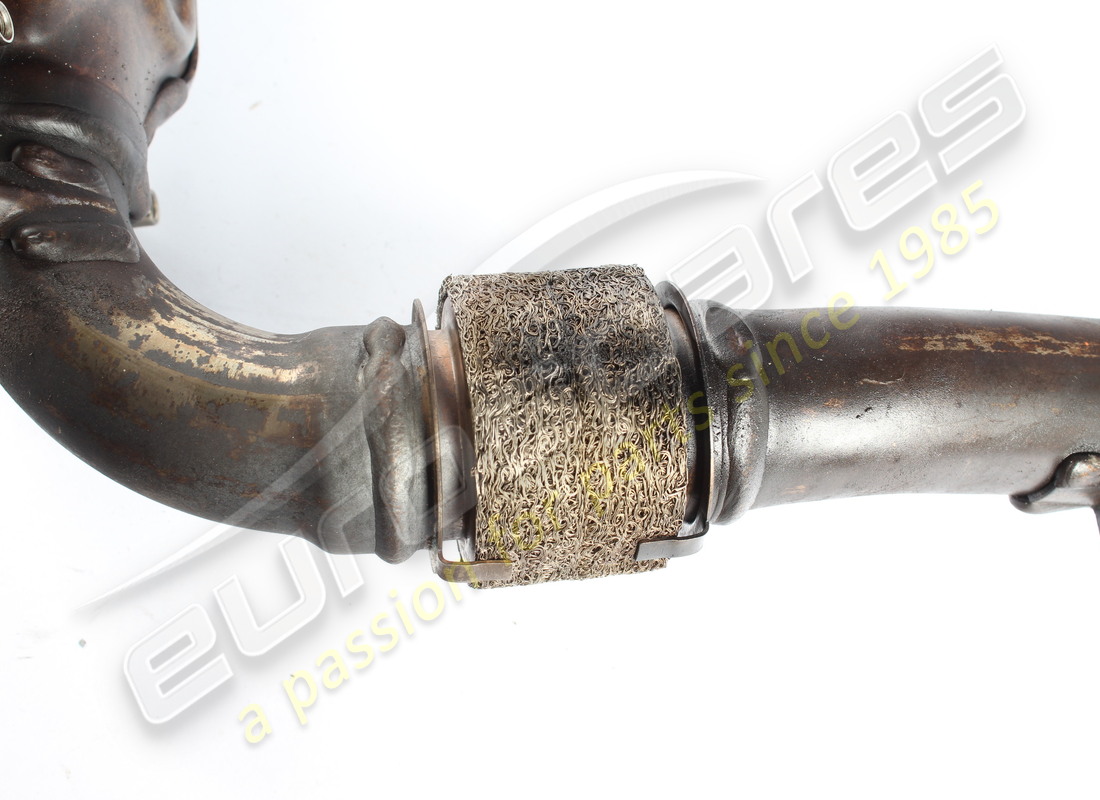 USED MASERATI 456 EXHAUST MANIFOLD (ECOC). PART NUMBER 46328771 (3) used maserati 456 exhaust manifold (ecoc). part number 46328771 (3)