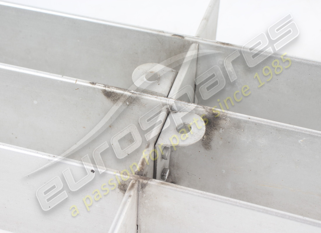 USED FERRARI LOWER PANEL GRILLE. PART NUMBER 61736800 (5) used ferrari lower panel grille. part number 61736800 (5)