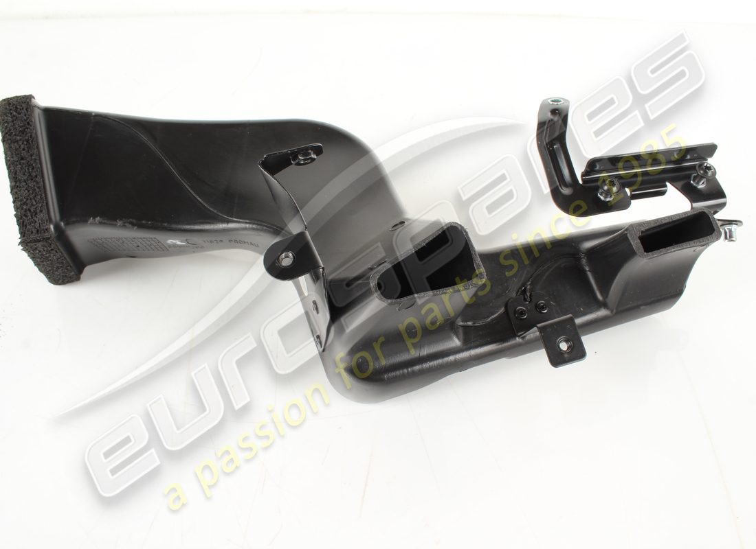 USED Ferrari DRIVER SIDE FOOTWELL AIR DUC . PART NUMBER 88599200 (1)
