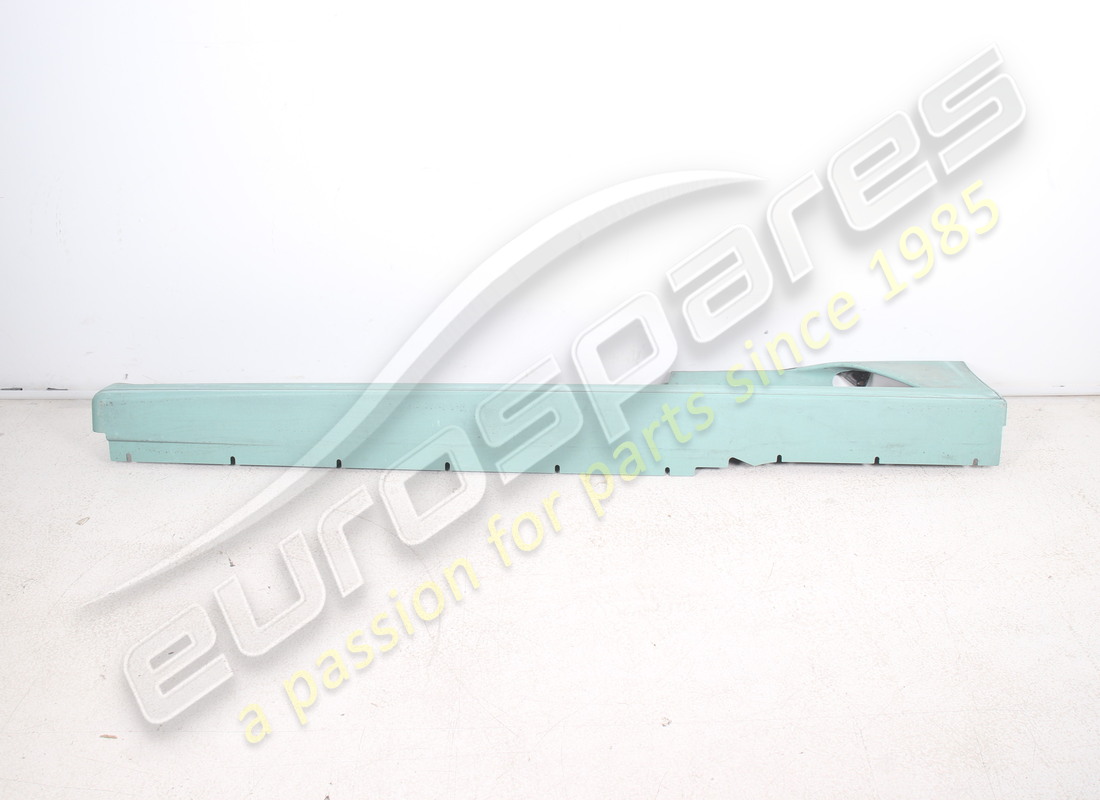 new ferrari lh underdoor trim. part number 80842800 (2)