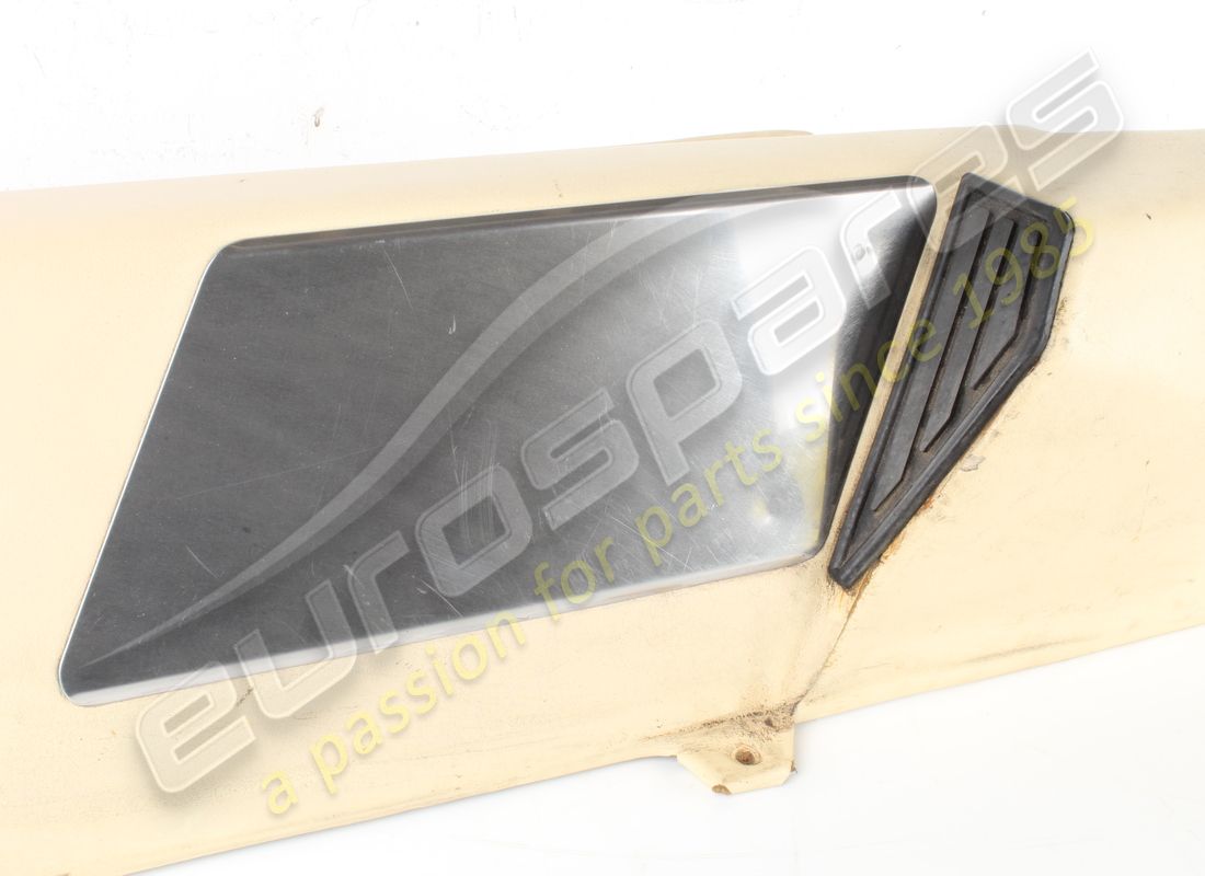 USED FERRARI FRONT TUNNEL RHD PART NUMBER 61831300 (2) used ferrari front tunnel rhd part number 61831300 (2)