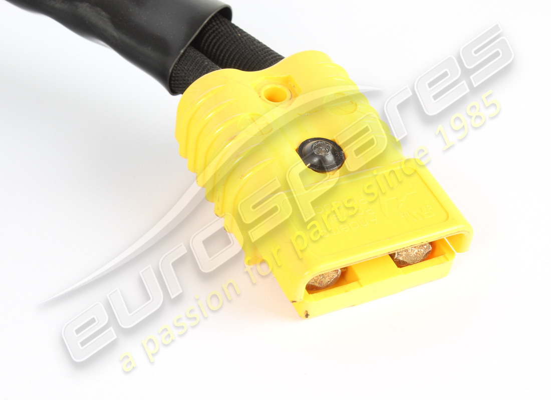 USED FERRARI EMERGENCY START CABLE. PART NUMBER 336212 (2) used ferrari emergency start cable. part number 336212 (2)