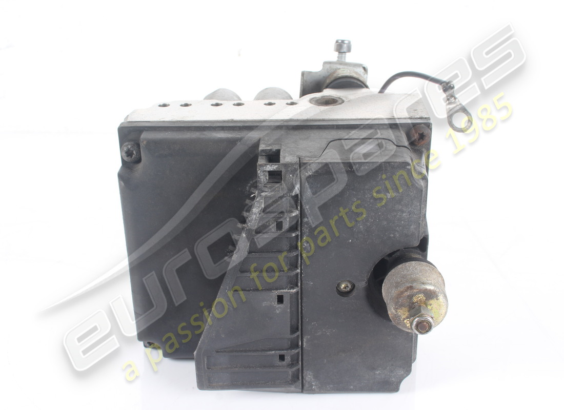 USED FERRARI ASR/ABS HYDRAULIC CONTROL UNIT. PART NUMBER 164001 (4) used ferrari asr/abs hydraulic control unit. part number 164001 (4)