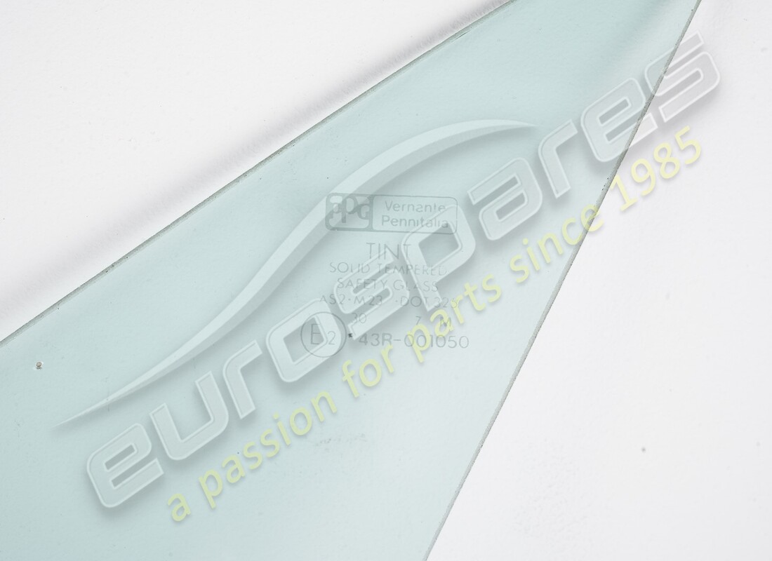 NEW (OTHER) FERRARI LH FRONT QUARTER LIGHT GLASS. PART NUMBER 62395900 (2) new (other) ferrari lh front quarter light glass. part number 62395900 (2)