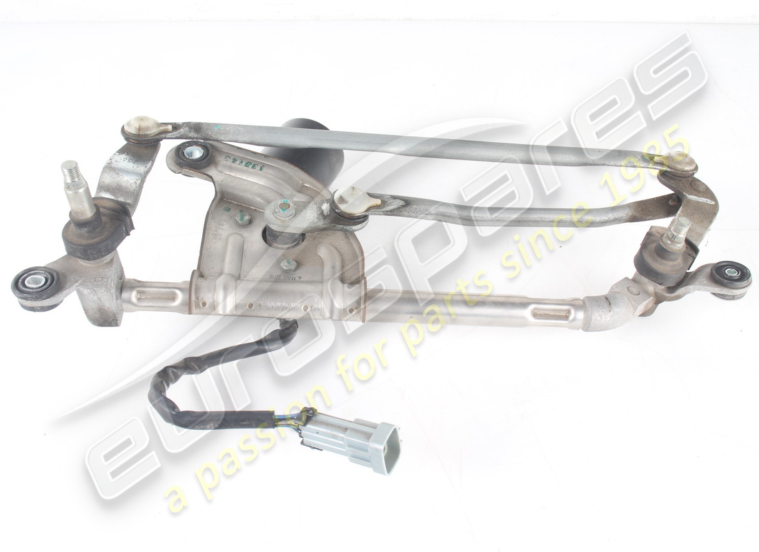 USED FERRARI WINDSCREEN WIPER WITH MOTOR. PART NUMBER 84198200 (5) used ferrari windscreen wiper with motor. part number 84198200 (5)