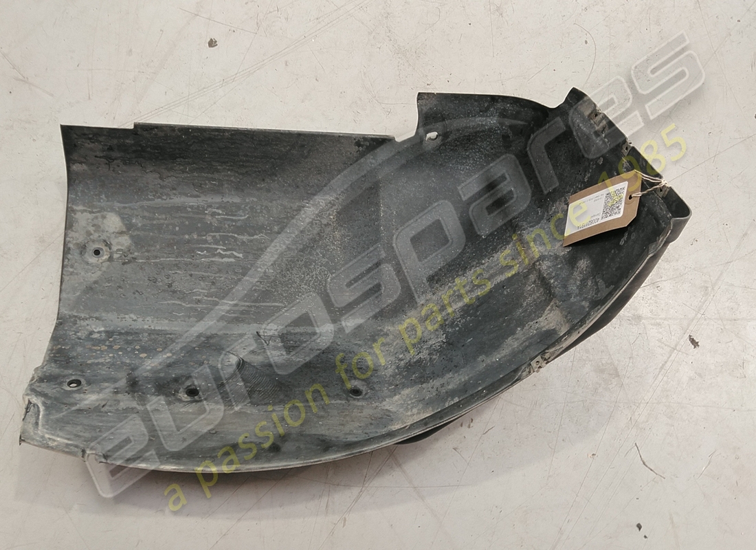 DAMAGED LAMBORGHINI WHEEL HOUSE SHELL. PART NUMBER 400821191A (2) damaged lamborghini wheel house shell. part number 400821191a (2)