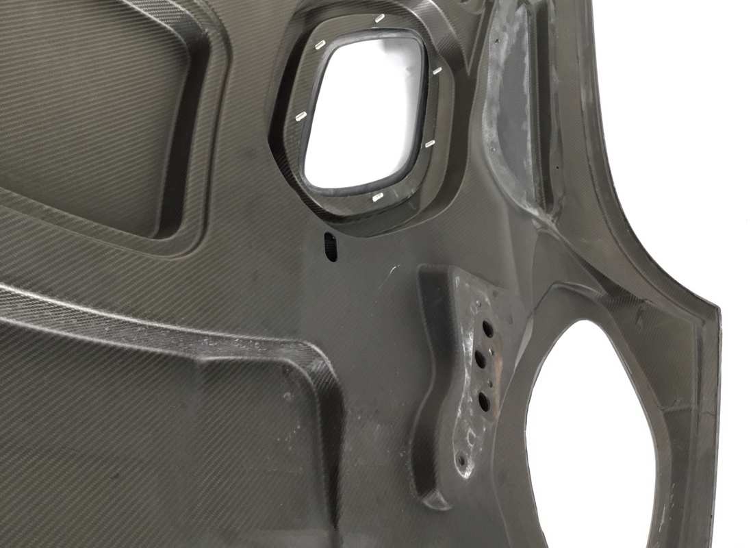 used aston martin front hood. part number ky7316612ab (3)