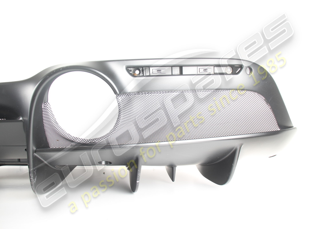 used ferrari complete diffuser. part number 863539 (4)