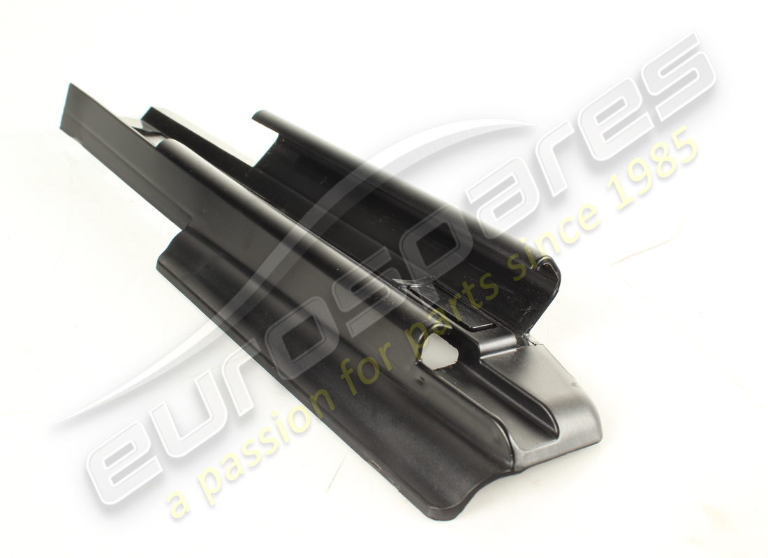 used ferrari rear rh guide rail cover, lh part number 83957800 (2)