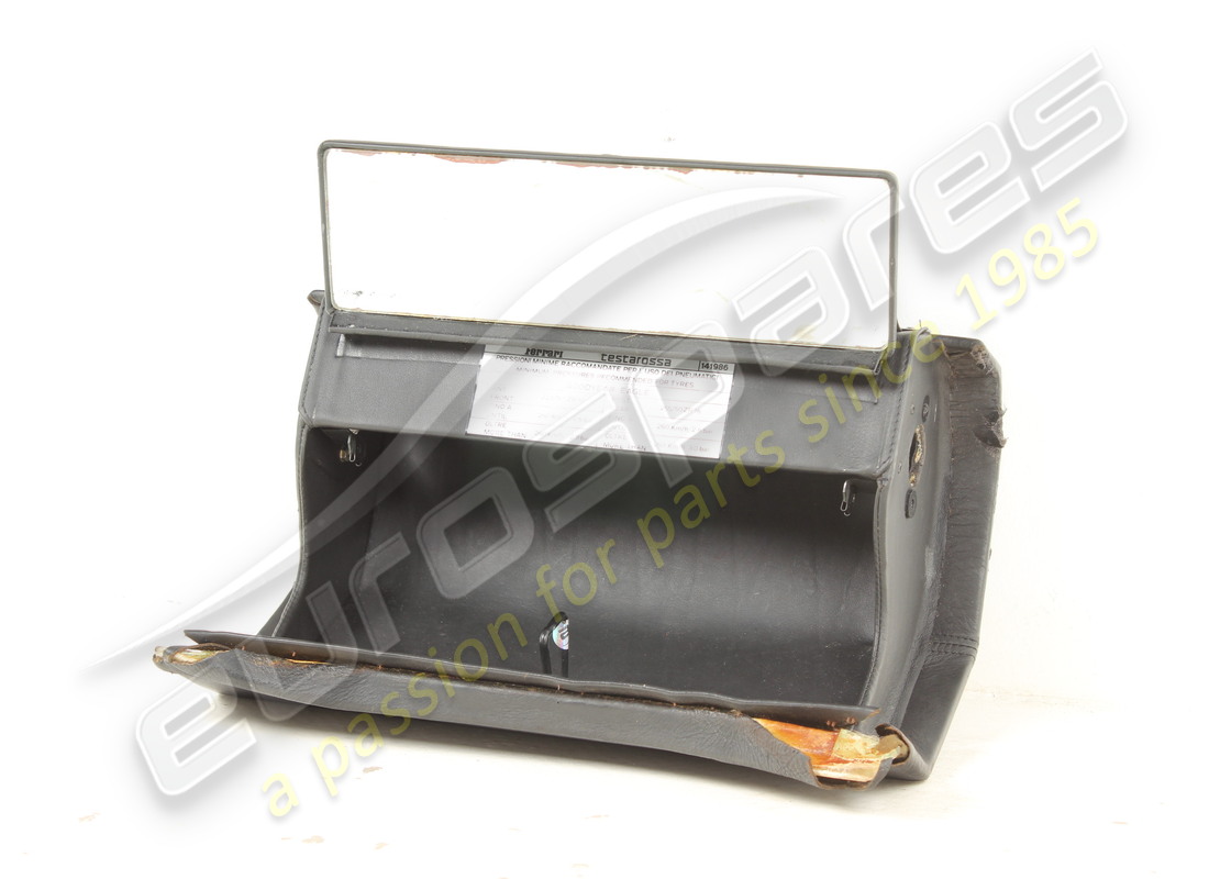 USED Ferrari DASHBOARD BOX RHD . PART NUMBER 61521300 (1)