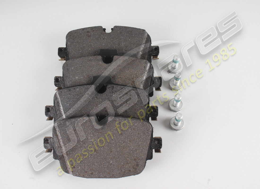 new lamborghini brake pads set. part number 4m0698451bh (1)