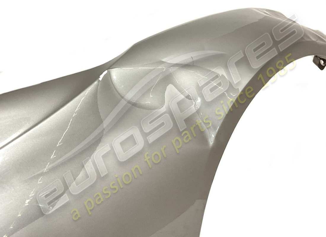 DAMAGED FERRARI COMPLETE RH FRONT FENDER. PART NUMBER 88189611 (4) damaged ferrari complete rh front fender. part number 88189611 (4)