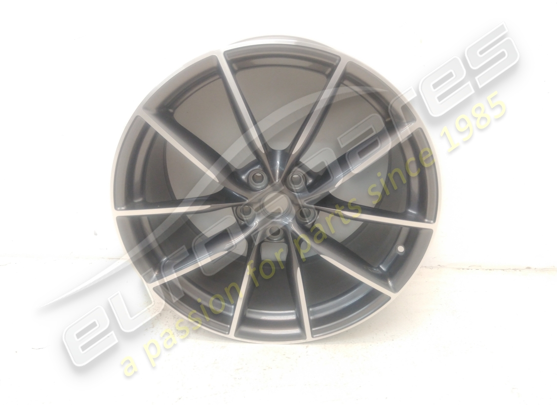 new ferrari rear wheel. part number 866483 (1)