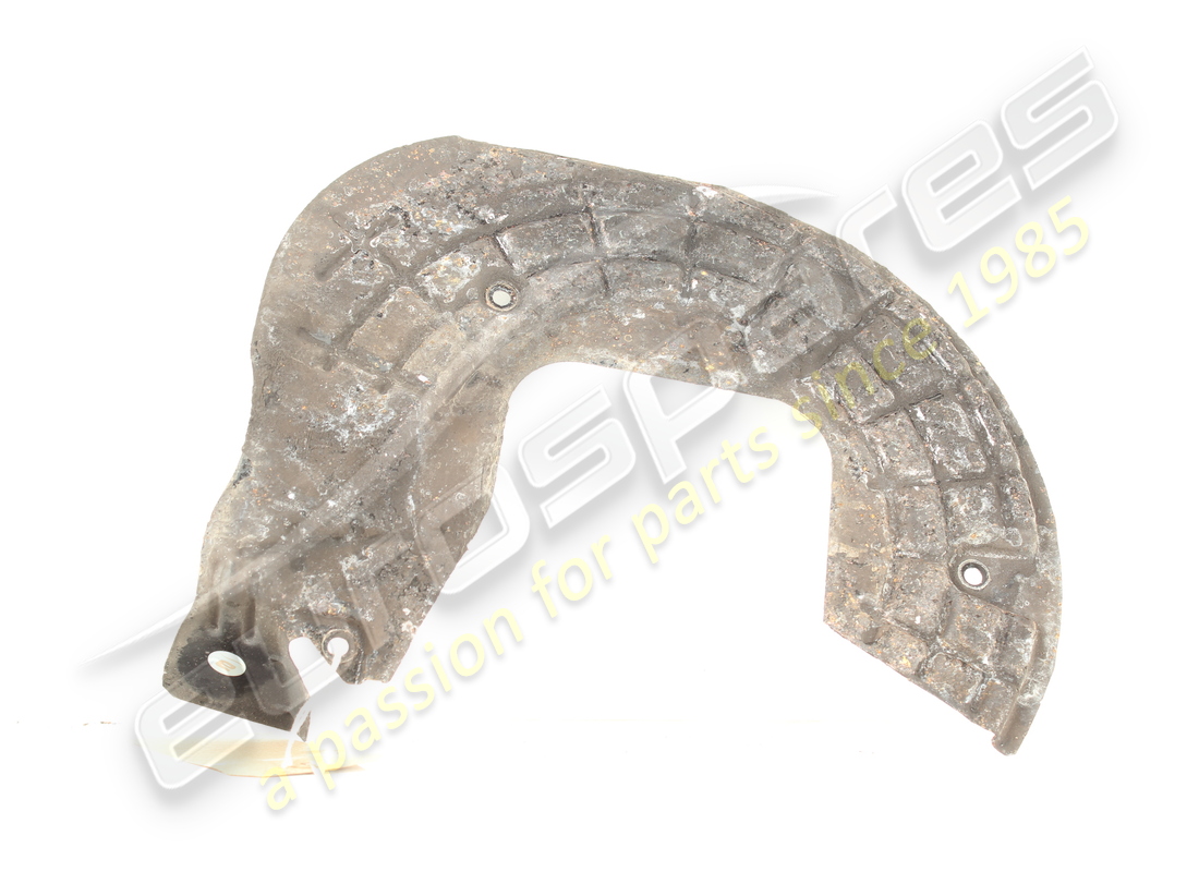 USED Maserati RH FRONT BRAKE DISC SHIELD . PART NUMBER 675000067 (1)