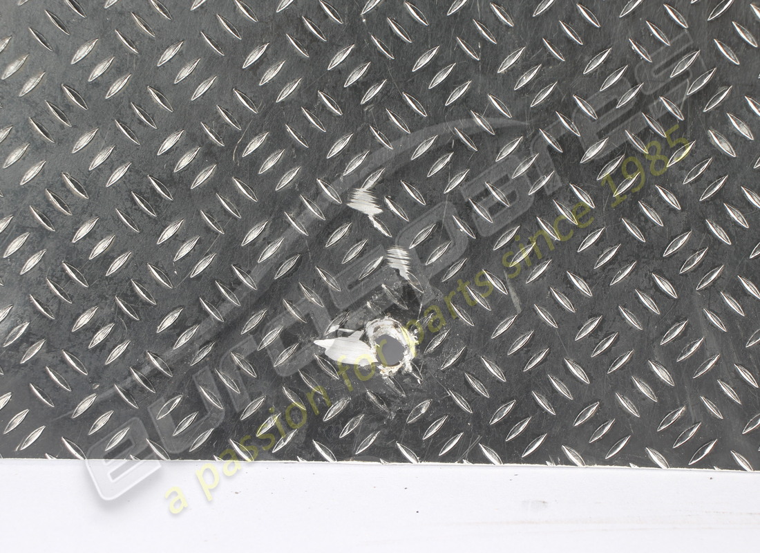 USED FERRARI DRIVER SIDE HEEL REST. PART NUMBER 83390400 (2) used ferrari driver side heel rest. part number 83390400 (2)