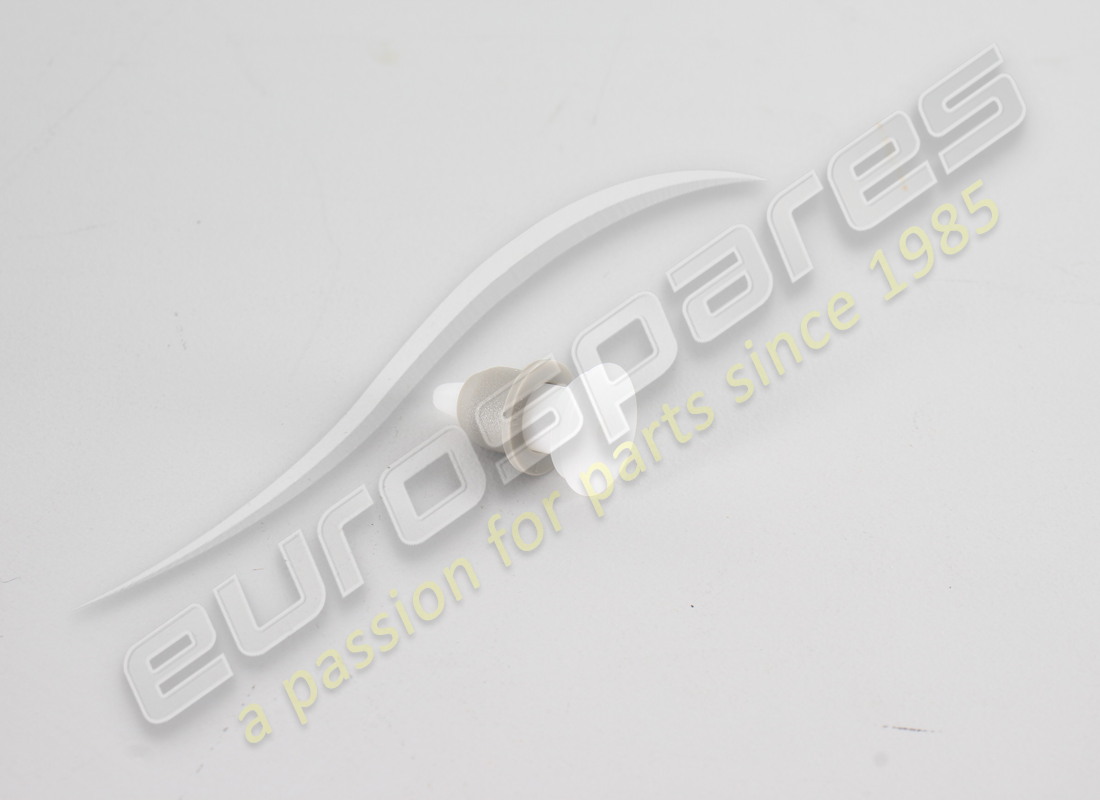 NEW PORSCHE RETAINING CLIP. PART NUMBER 95555168902 (1) new porsche retaining clip. part number 95555168902 (1)
