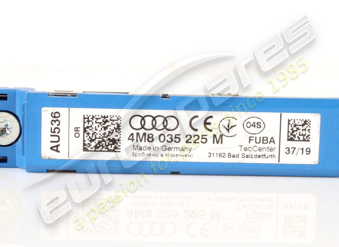 USED LAMBORGHINI ANTENNA AMPLIFIER AM/FM/DAB RDW/NAR. PART NUMBER 4M8035225M (2) used lamborghini antenna amplifier am/fm/dab rdw/nar. part number 4m8035225m (2)