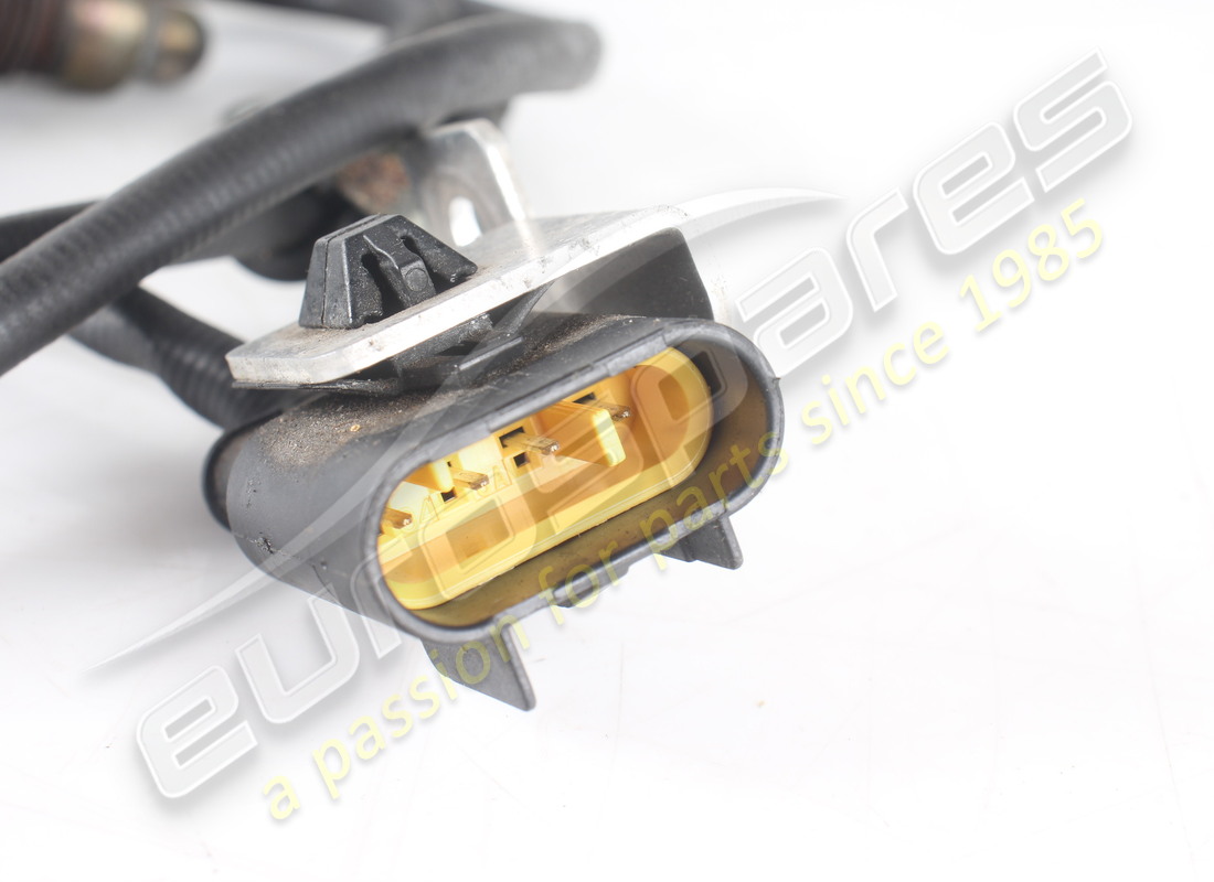 USED FERRARI REAR OXYGEN SENSOR. PART NUMBER 300507 (3) used ferrari rear oxygen sensor. part number 300507 (3)