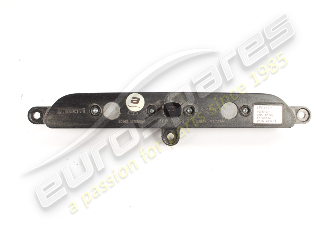 USED FERRARI REAR FOG LIGHT. PART NUMBER 334277 (2) used ferrari rear fog light. part number 334277 (2)