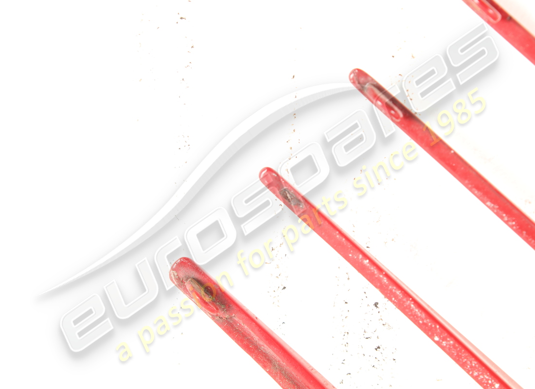 used ferrari rh grille. part number 61780010 (2)