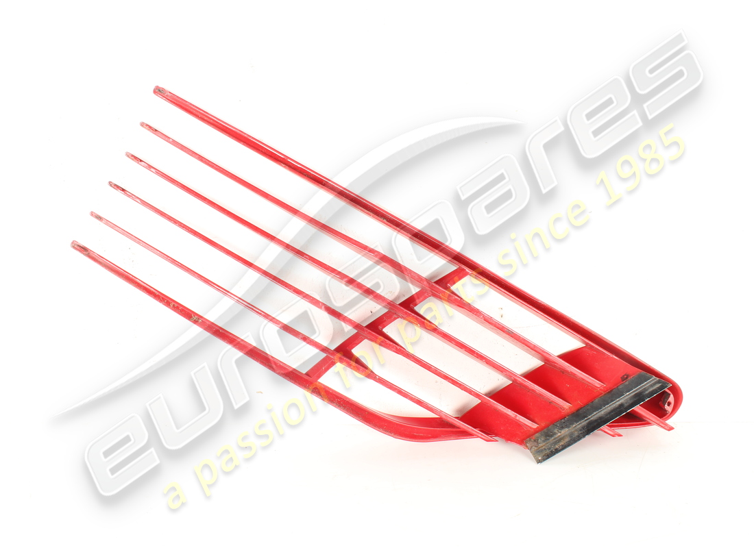 used ferrari rh grille. part number 61780010 (3)