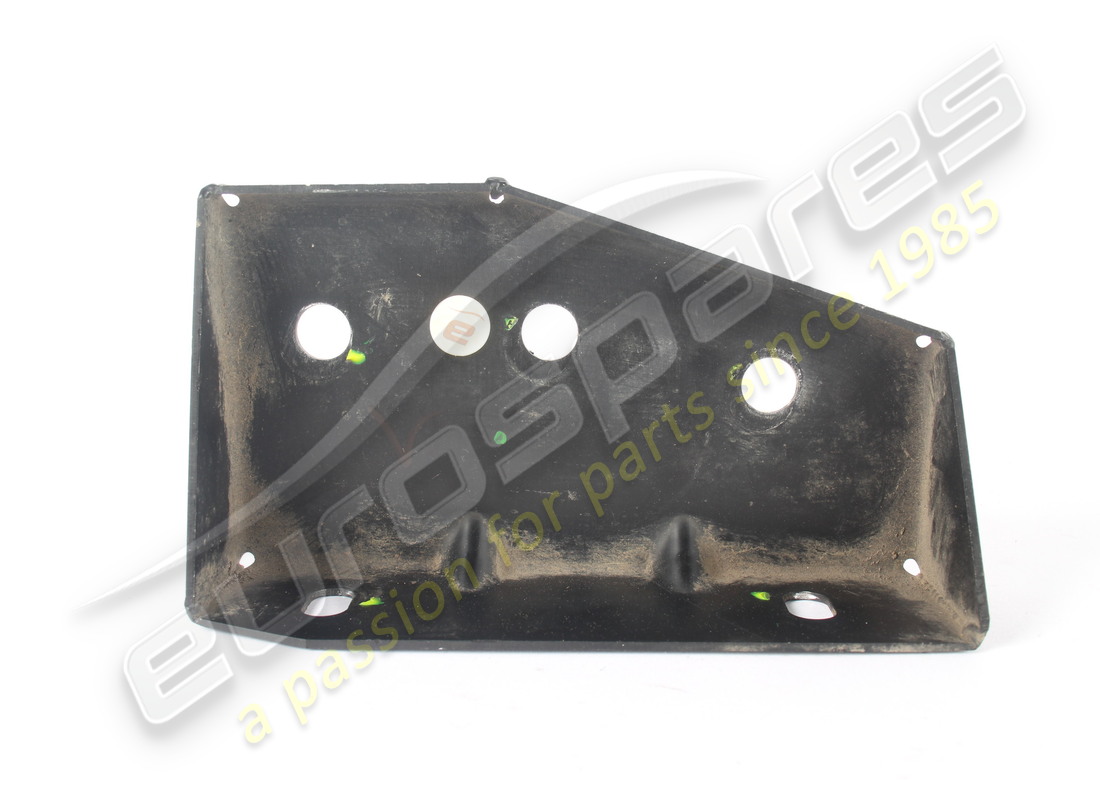 USED FERRARI LOWER LH BRACKET. PART NUMBER 267024 (1) used ferrari lower lh bracket. part number 267024 (1)