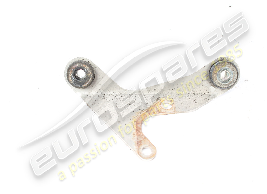 USED FERRARI LH VALVE FASTENER BRACKET. PART NUMBER 245815 (2) used ferrari lh valve fastener bracket. part number 245815 (2)