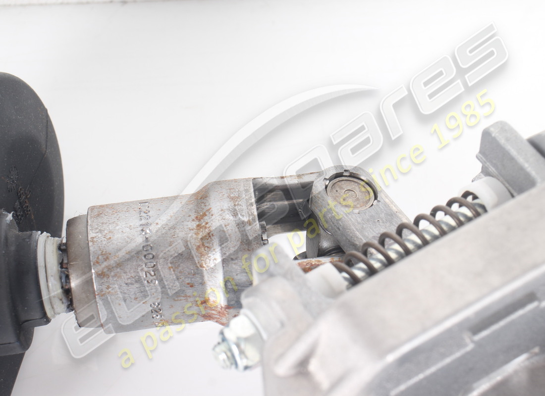 used ferrari complete steering column. part number 320095 (6)
