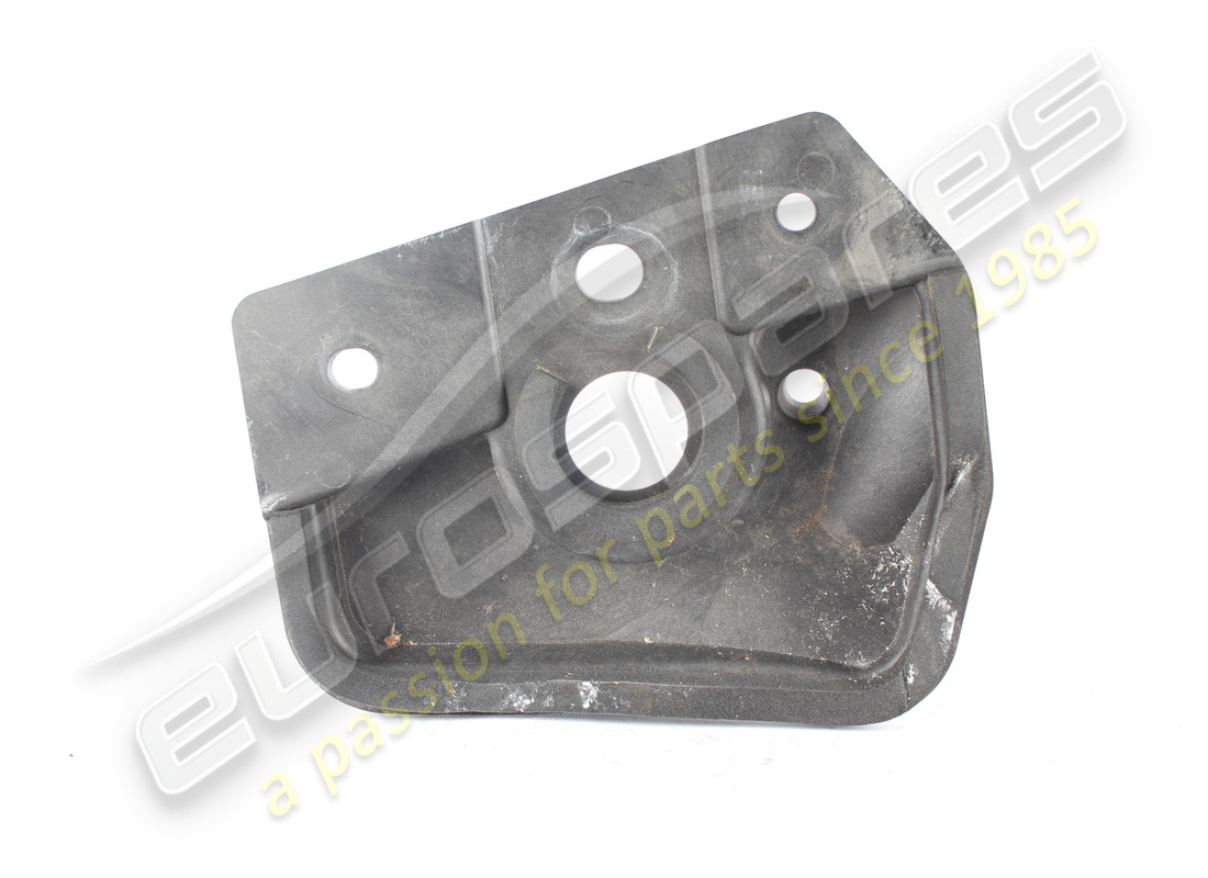 USED MASERATI COMPLETE UNDER-WINDSHIELD WATER O. PART NUMBER 670003428 (2) used maserati complete under-windshield water o. part number 670003428 (2)