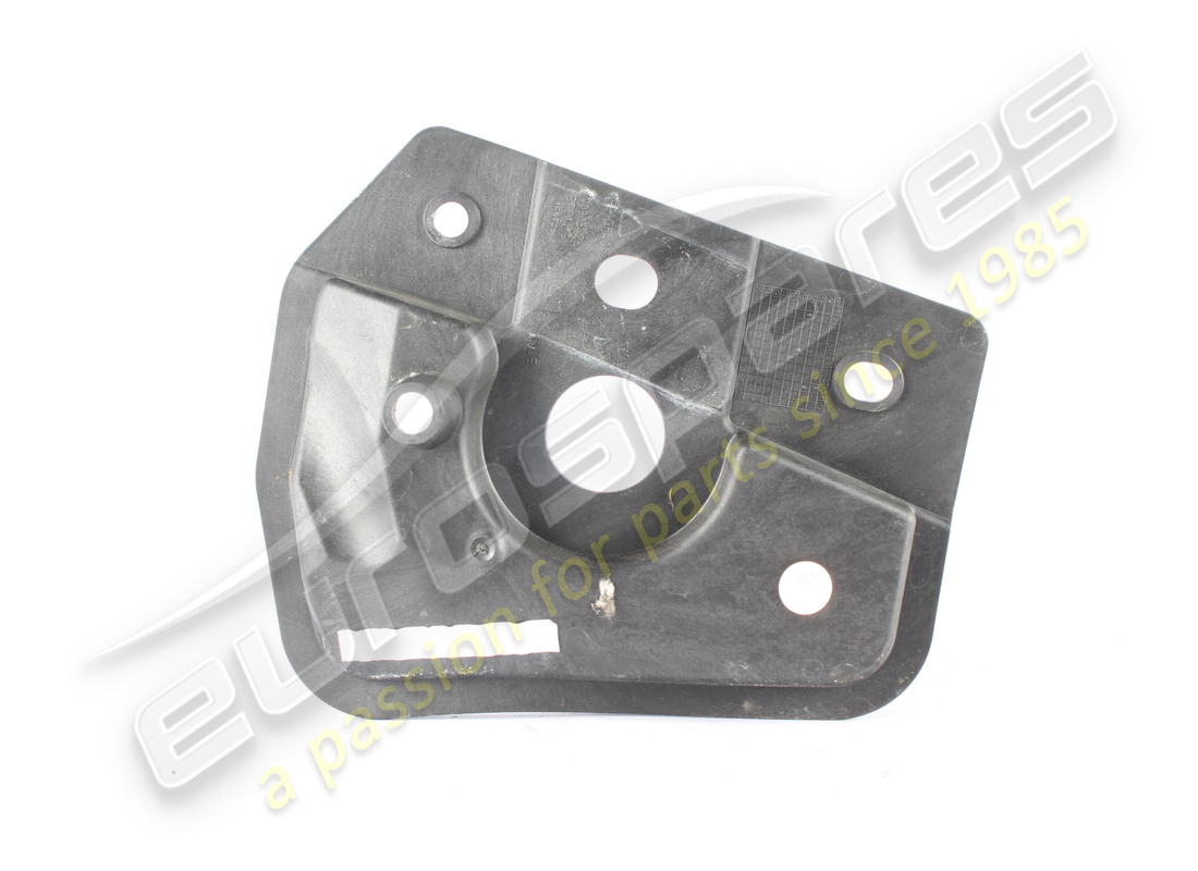 USED Maserati COMPLETE UNDER-WINDSHIELD WATER O . PART NUMBER 670003428 (1)