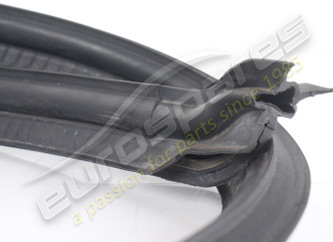 used ferrari underwindscreen tray seal. part number 83315600 (3)