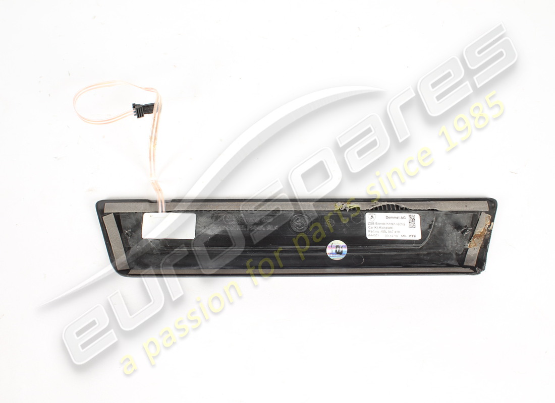 USED LAMBORGHINI ENTRY LIGHT. PART NUMBER 4ML947418 (2) used lamborghini entry light. part number 4ml947418 (2)