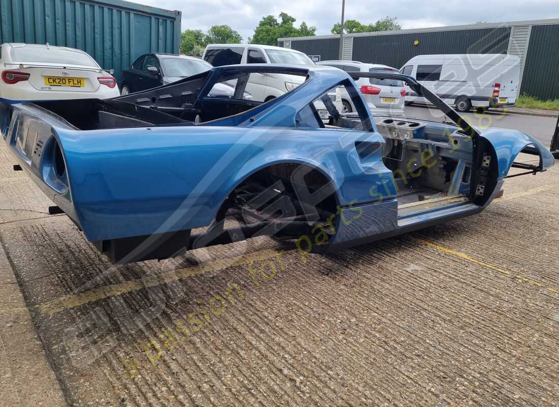 USED FERRARI GTS BODYSHELL. PART NUMBER 617512000 (5) used ferrari gts bodyshell. part number 617512000 (5)