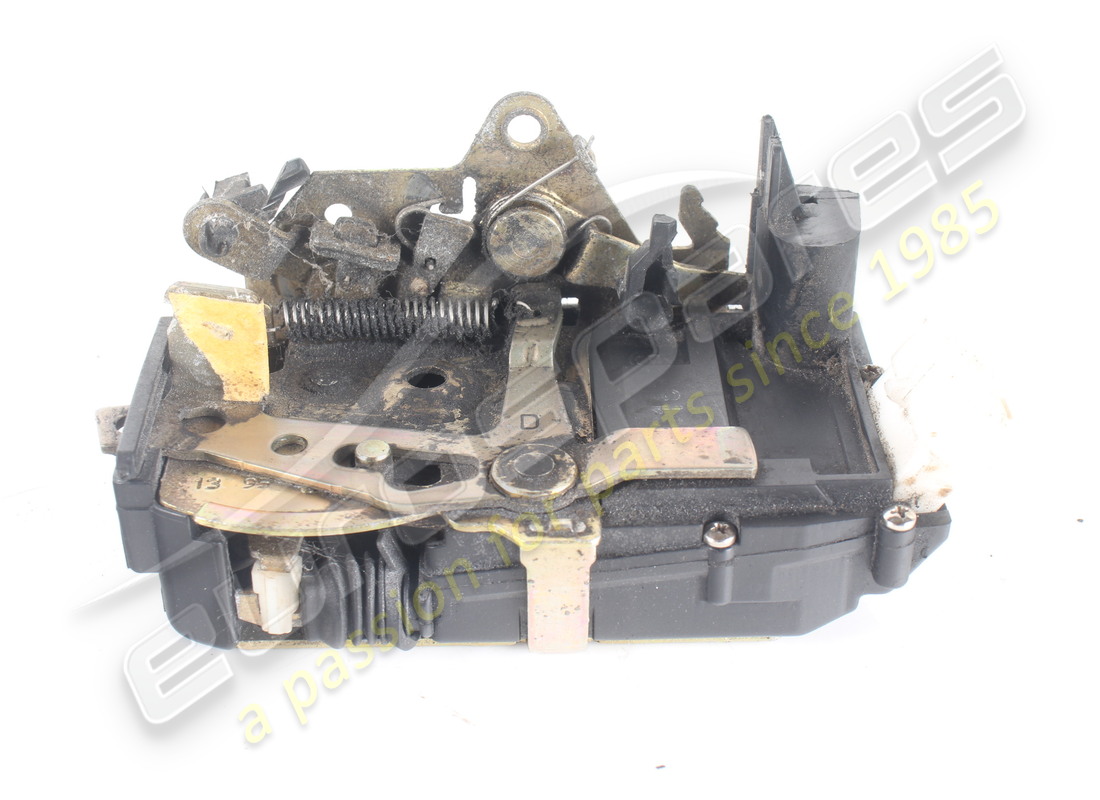 used maserati rear rh door lock. part number 374500246 (3)