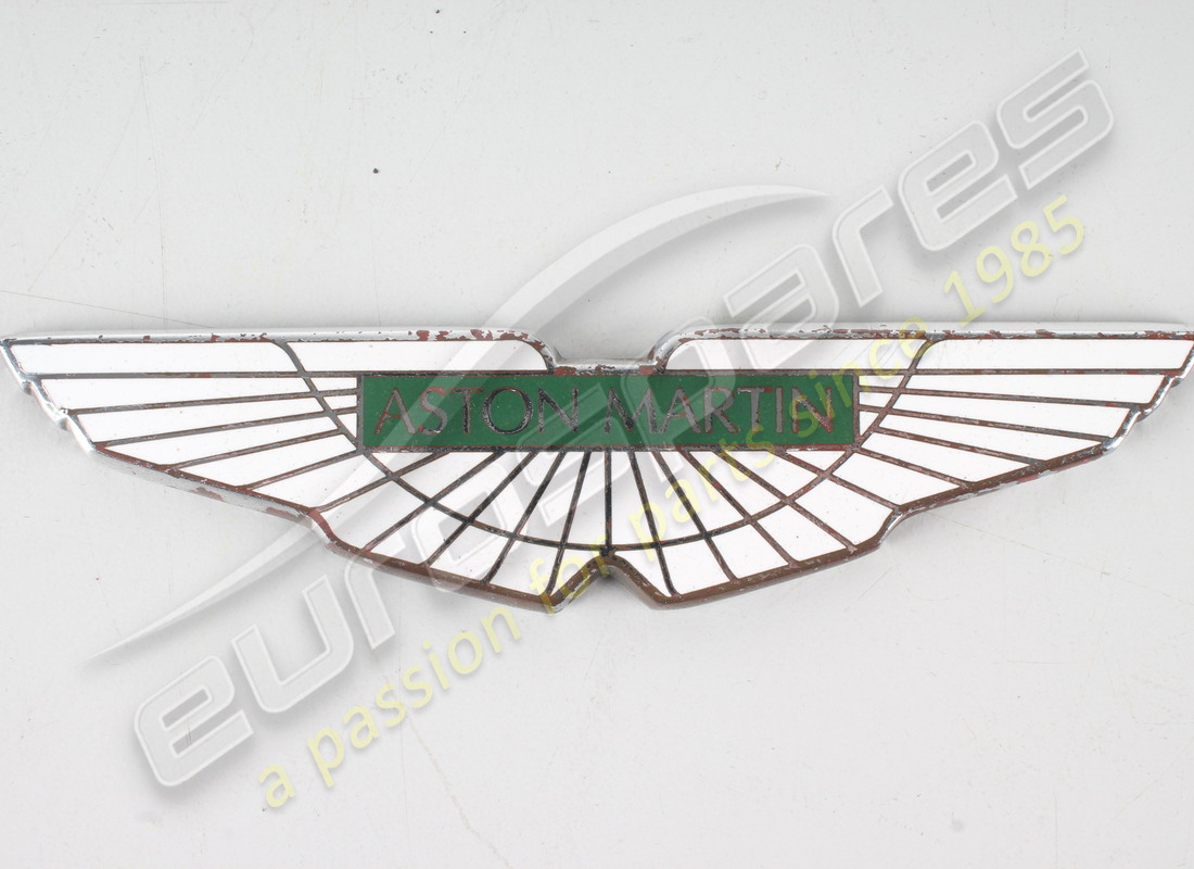 USED ASTON MARTIN BADGE ASSEMBLY - AML. PART NUMBER 4G43407A74BB (1) used aston martin badge assembly - aml. part number 4g43407a74bb (1)