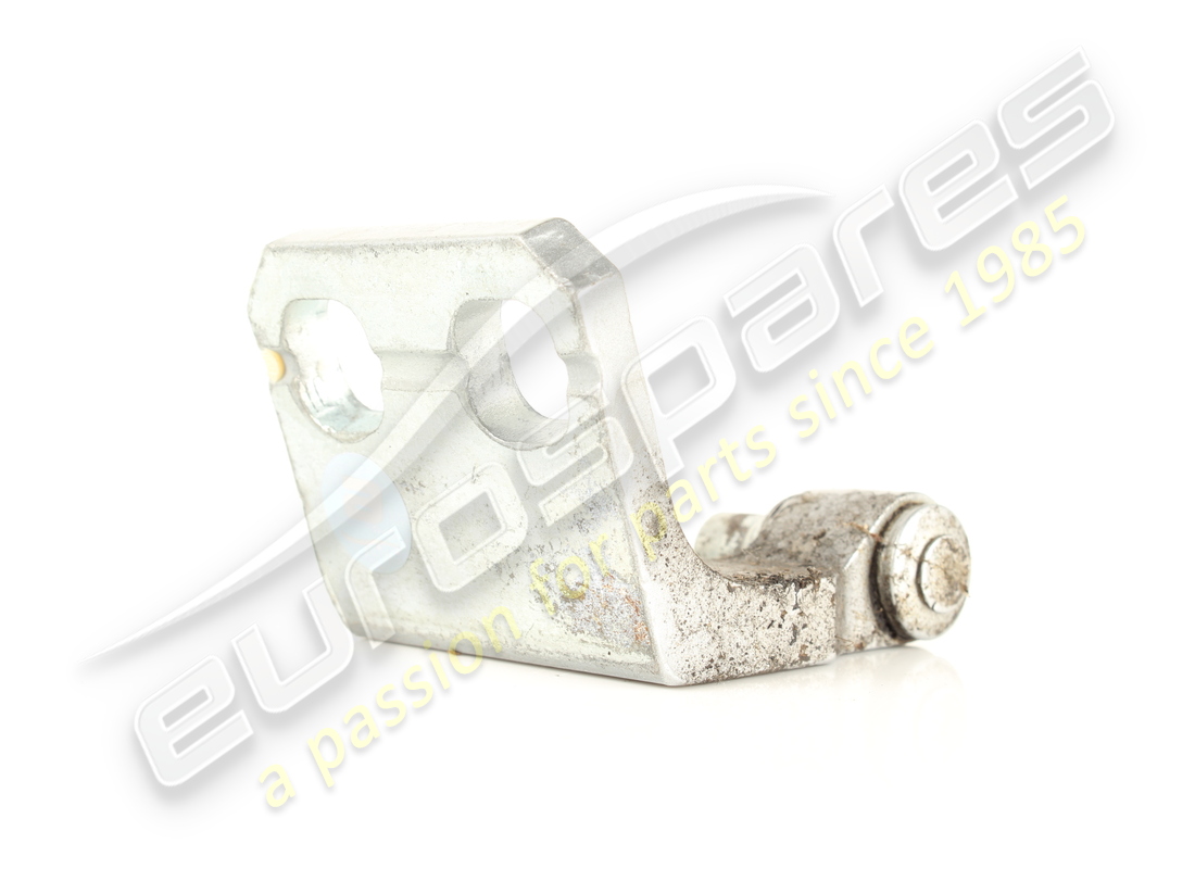 USED MASERATI LH DOOR LOWER HINGE. PART NUMBER 675000159 (2) used maserati lh door lower hinge. part number 675000159 (2)