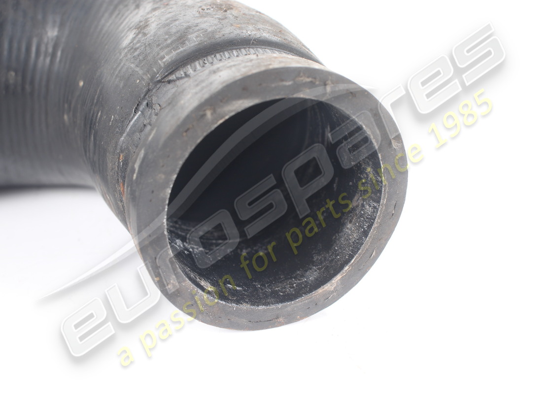 used maserati lh sleeve. part number 573064900 (2)