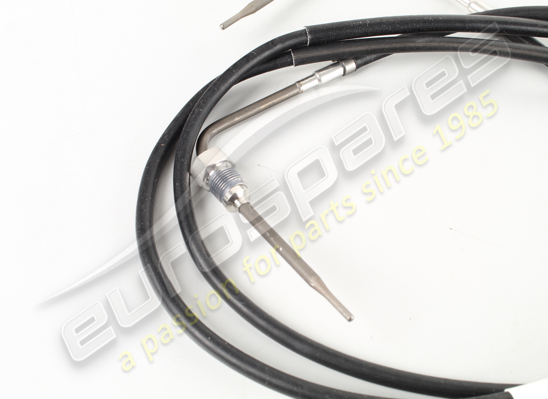 NEW PORSCHE TEMPERATURE SENSOR. PART NUMBER 992906088 (3) new porsche temperature sensor. part number 992906088 (3)