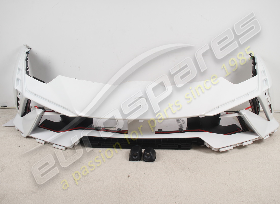 NEW LAMBORGHINI BUMPER. PART NUMBER 4T0807103AEGRU (1) new lamborghini bumper. part number 4t0807103aegru (1)
