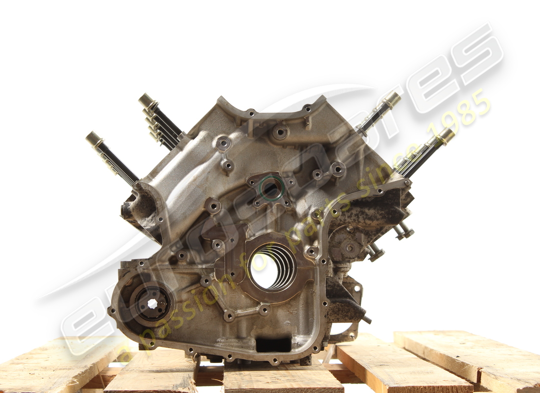 used maserati crankcase / lower crank. assembly. part number 216261 (4)