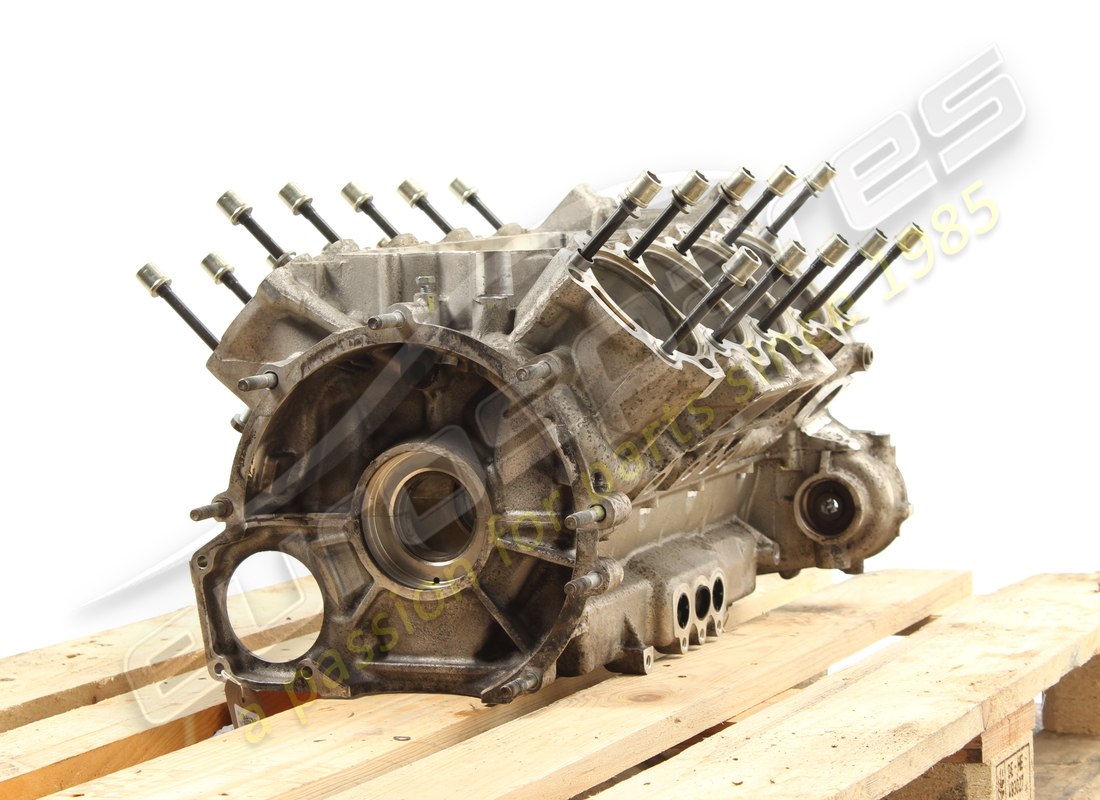 used maserati crankcase / lower crank. assembly. part number 216261 (3)