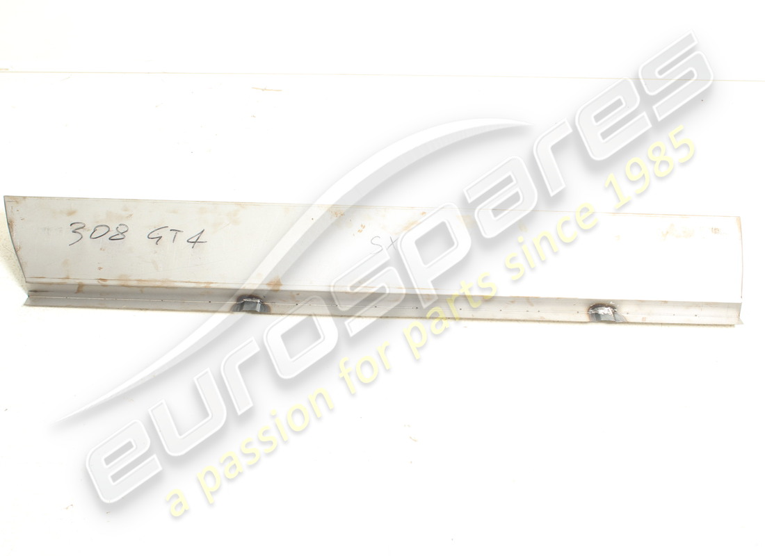 NEW EUROSPARES LH DOOR SILL. PART NUMBER 40156002 (1) new eurospares lh door sill. part number 40156002 (1)
