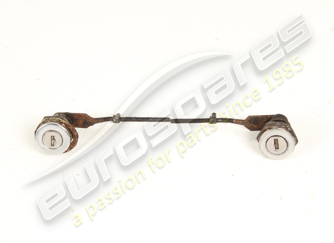 used ferrari lock set. part number 50371608 (3)