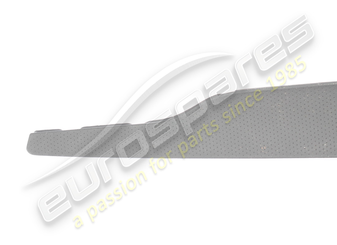 USED MASERATI PASSENGER SIDE DASHBOARD MOULDING. PART NUMBER 670200863 (2) used maserati passenger side dashboard moulding. part number 670200863 (2)