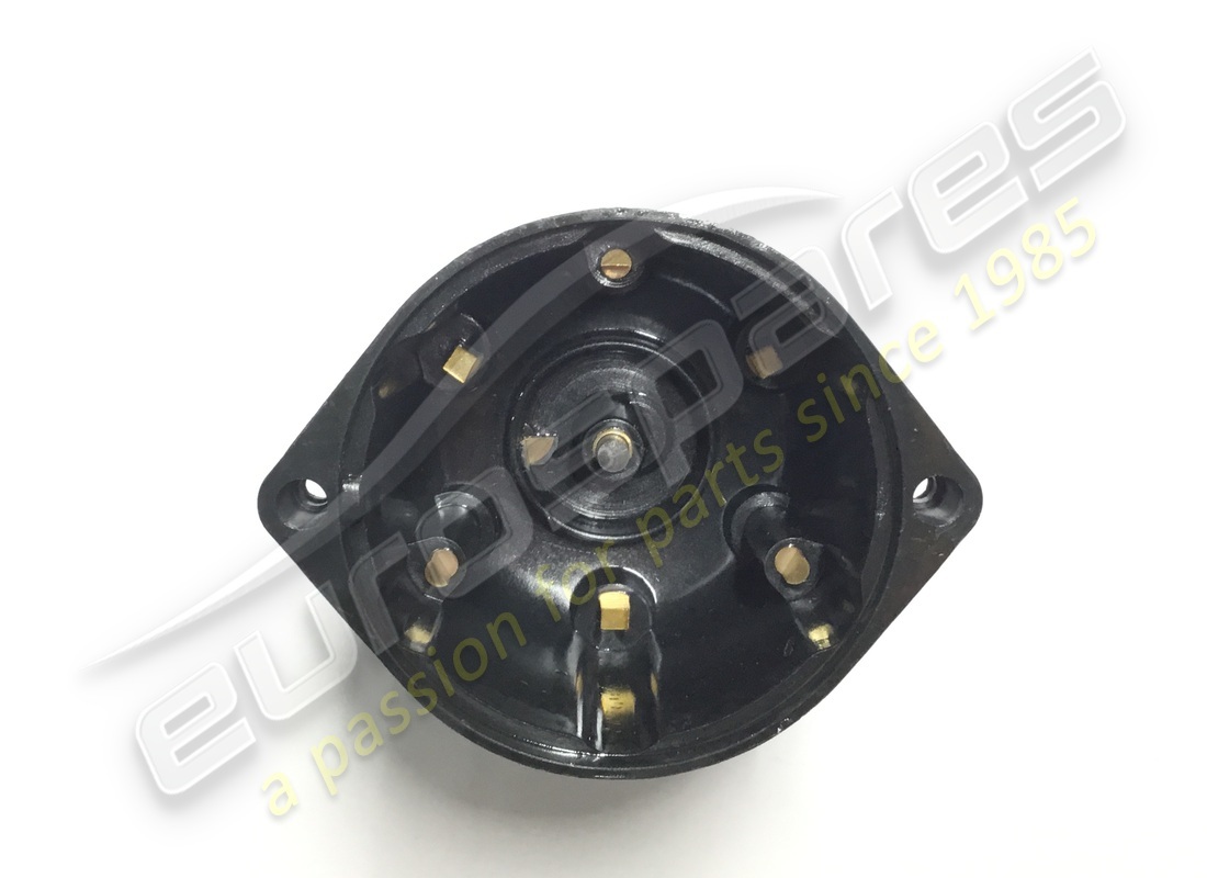 NEW OE DISTRIBUTOR CAP. PART NUMBER 313220221 (3) new oe distributor cap. part number 313220221 (3)
