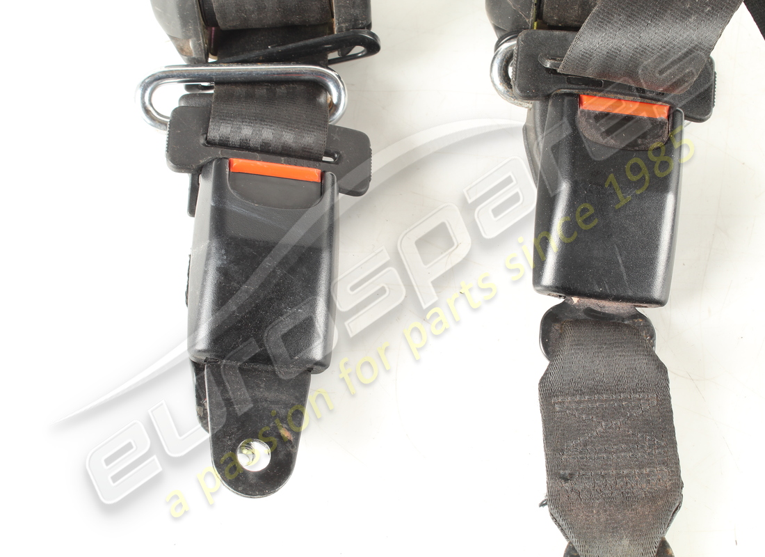 used ferrari rear seat belt set. part number 60713500 (3)