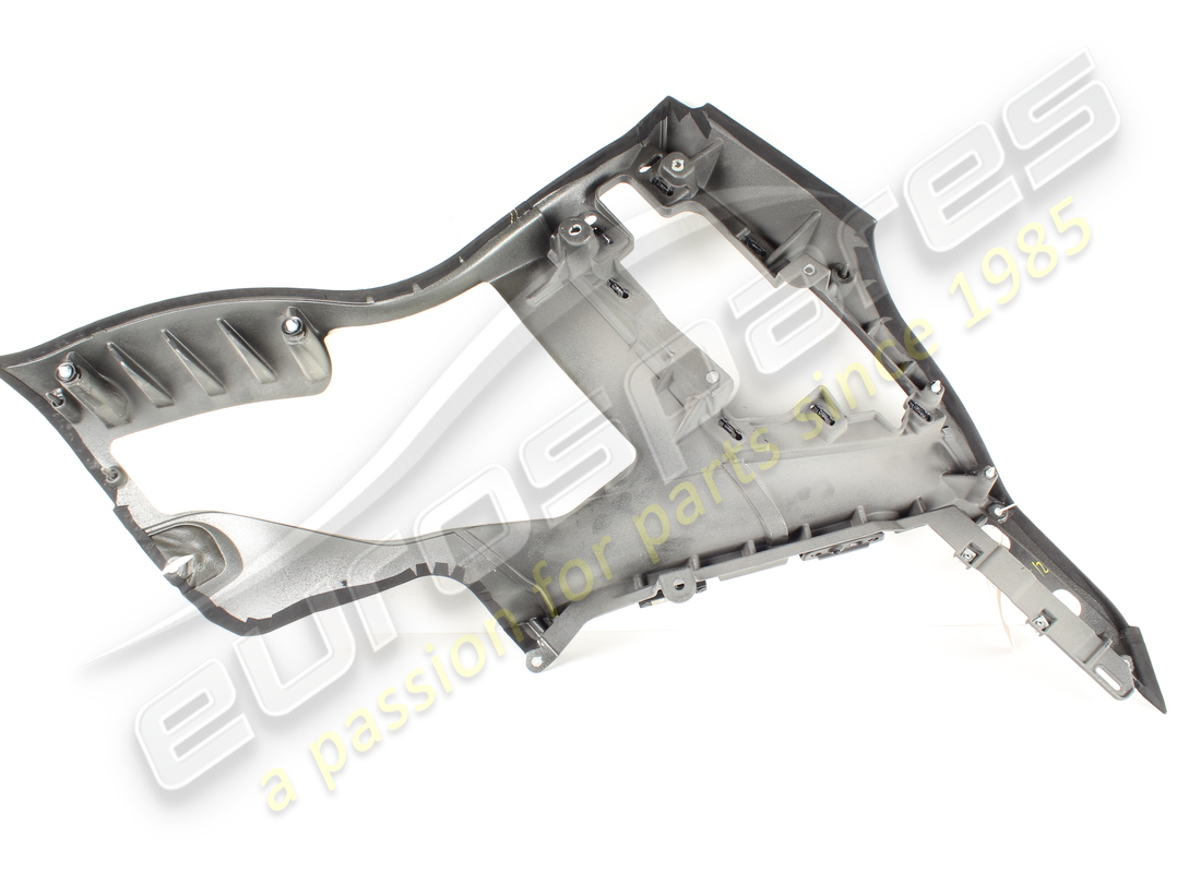 used ferrari lh rear flank. part number 870867 (3)