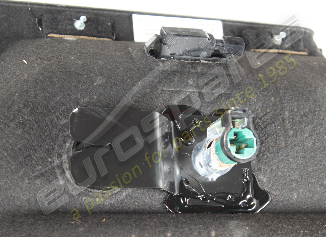 used ferrari complete rh luggage compartment side piece. part number 885560 (5)