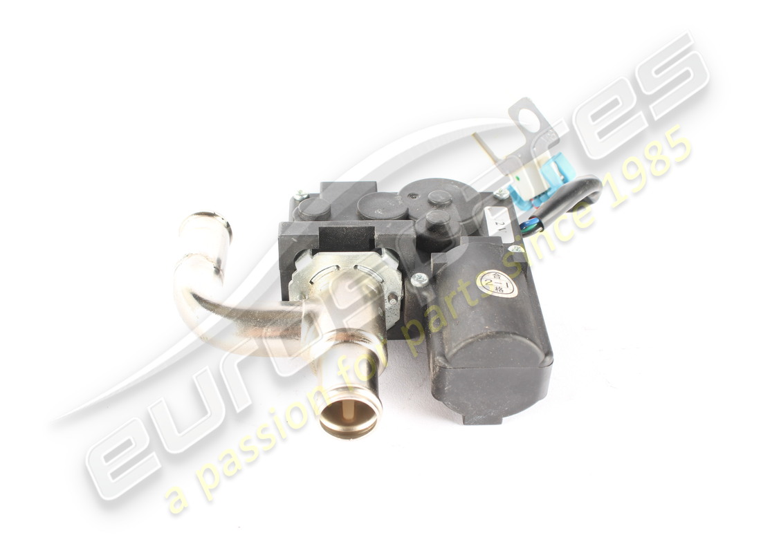 USED FERRARI LH TGK VALVE (HEATER CONTROL). PART NUMBER 67444900 (2) used ferrari lh tgk valve (heater control). part number 67444900 (2)